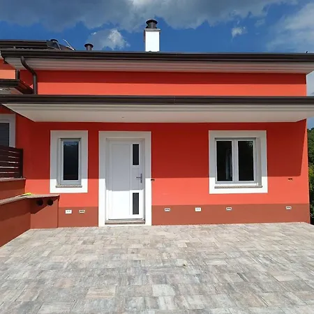 Apartma Lana דירה קופר