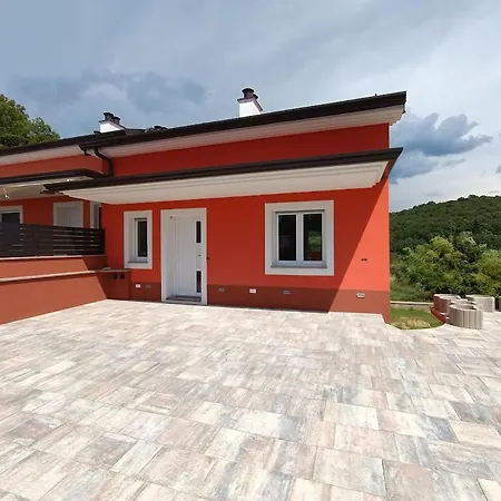 Apartma Lana Apartment