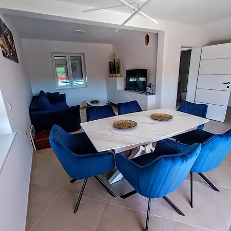 Apartma Lana * Koper