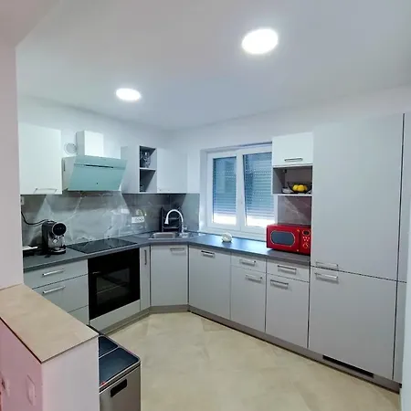 Apartma Lana Daire *