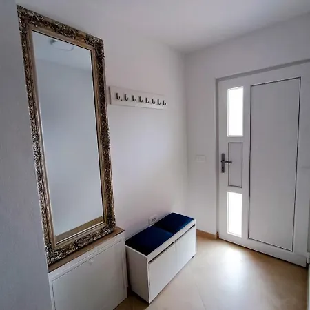 Apartma Lana Daire Koper