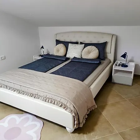 Apartma Lana * Koper