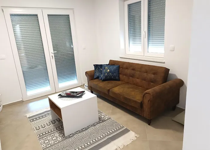 Apartma Lana Appartamento *