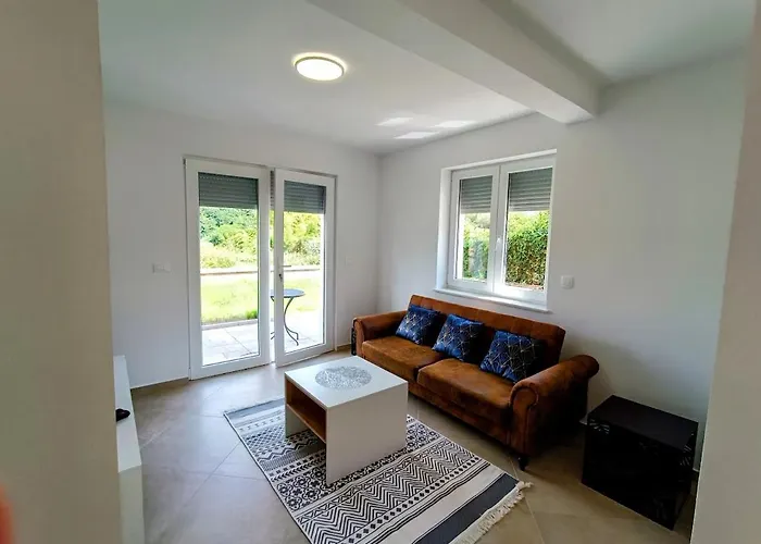 Apartma Lana Appartamento *