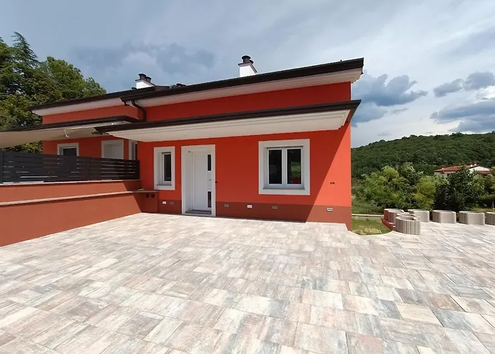 Apartma Lana Appartamento