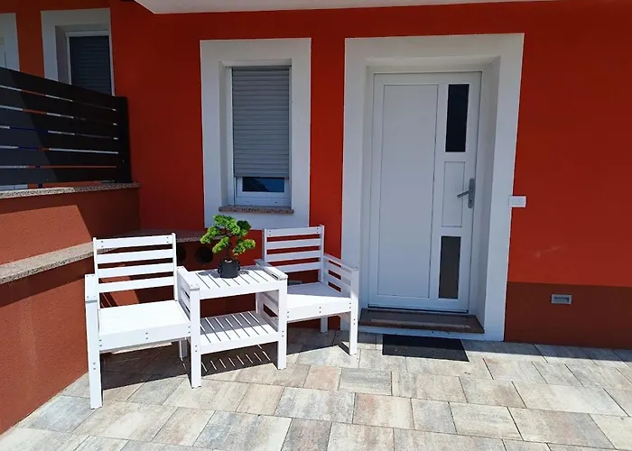 Apartma Lana Appartamento