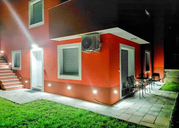 Apartma Lana Appartamento *